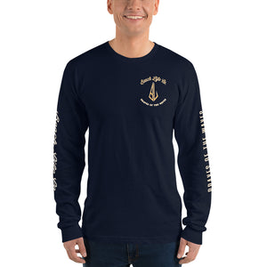 Long sleeve t-shirt