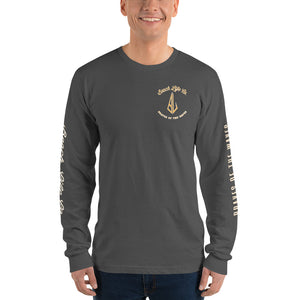 Long sleeve t-shirt